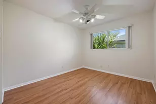 5502 Dumfries Dr, Houston, TX 77096 - Photo 10