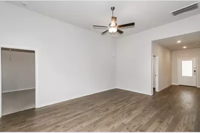 208 Light Summit Drive, Katy, TX 77493 - Photo 4