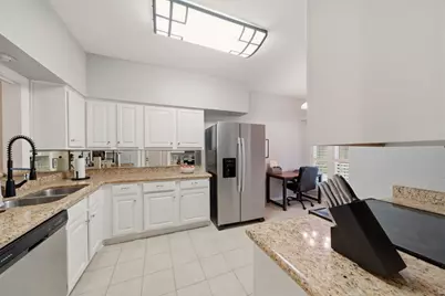864 Augusta Drive, Houston, TX 77057 - Photo 10