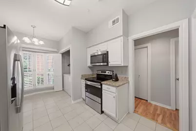 864 Augusta Drive, Houston, TX 77057 - Photo 12