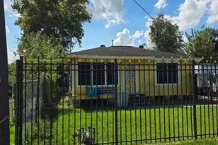 5418 Parker Rd, Houston, TX 77016 - Photo 2