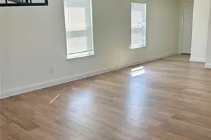 19226 Flint Oak Ct, Houston, TX 77073 - Photo 2