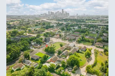 3405 Orange Street, Houston, TX 77020 - Photo 2