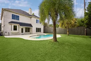 725 E 13th 1/2 St, Houston, TX 77008 - Photo 40