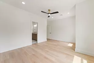 9109 Henrietta St, Houston, TX 77088 - Photo 18