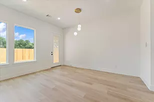 9109 Henrietta St, Houston, TX 77088 - Photo 12
