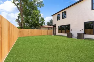 9109 Henrietta St, Houston, TX 77088 - Photo 28