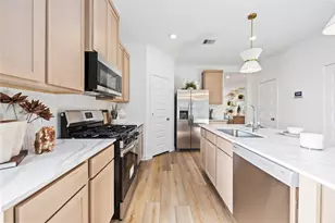 1056 Wheatley Oak Ln, Houston, TX 77091 - Photo 10