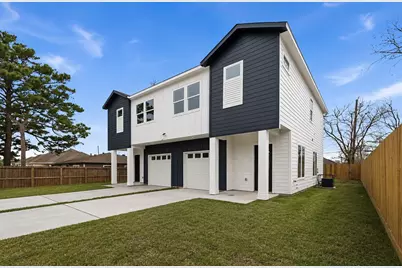 4125 Clover St #A/B, Houston, TX 77051 - Photo 2