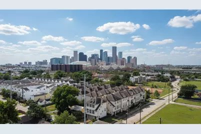 2705 Kennedy Street, Houston, TX 77003 - Photo 32