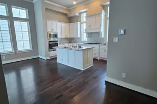2705 Kennedy St, Houston, TX 77003 - Photo 8