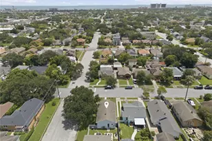 4702 Ave N 1/2, Galveston, TX 77551 - Photo 22