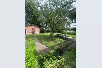 5502 Maywood Dr, Houston, TX 77053 - Photo 8