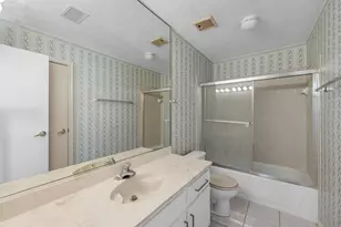 880 Tully Rd, Houston, TX 77079 - Photo 24