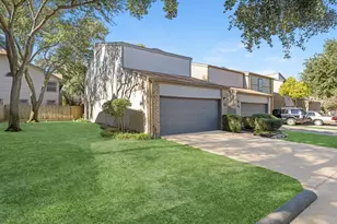 880 Tully Rd, Houston, TX 77079 - Photo 2