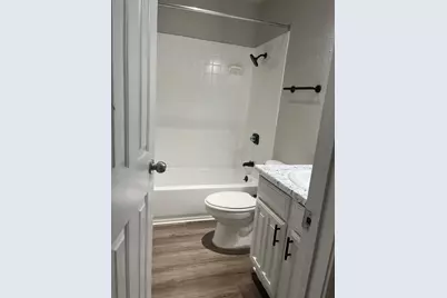 9255 W Sam Houston Pkwy S Parkway #509, Houston, TX 77099 - Photo 4