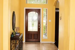 13827 McKinney Creek Ln, Houston, TX 77044 - Photo 2