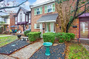 1870 Saxony Ln, Nassau Bay, TX 77058 - Photo 18