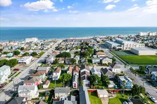 1414 Avenue M, Galveston, TX 77550 - Photo 40