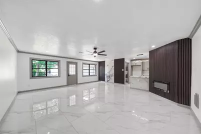 6011 Green Falls Drive, Houston, TX 77088 - Photo 16