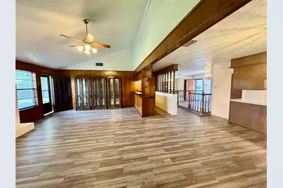 10130 Sageplum Drive, Houston, TX 77089 - Photo 8