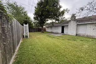 10130 Sageplum Dr, Houston, TX 77089 - Photo 26
