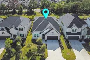 121 Cedar Hammock Trail, The Woodlands, TX 77375 - Photo 2