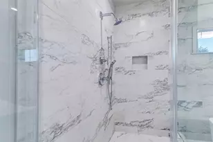 2103 Brimberry St, Houston, TX 77018 - Photo 32