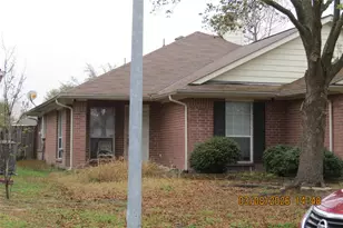 10310 Mills Run Dr, Houston, TX 77070 - Photo 2