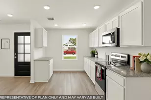 2481 Twin Ct, Splendora, TX 77372 - Photo 2