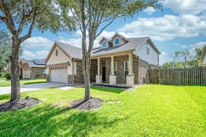2813 Lost Maples Drive, Pearland, TX 77584 - Photo 2