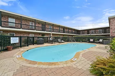 402 Postoffice #207, Galveston, TX 77550 - Photo 2