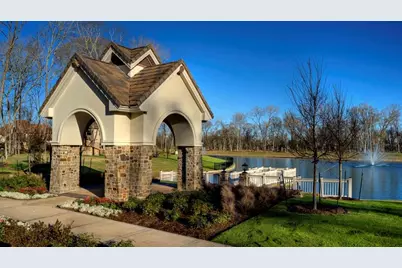 4611 Sunset Circle, Sugar Land, TX 77479 - Photo 10