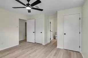 215 Sparkling Water Dr, Huffman, TX 77336 - Photo 22