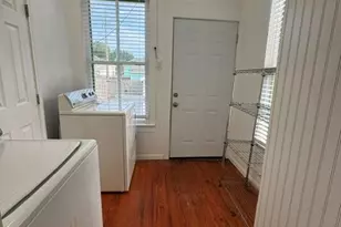 3009 Avenue Q, Galveston, TX 77550 - Photo 6