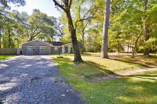 1420 Sweet Gum Ln, Houston, TX 77339 - Photo 2