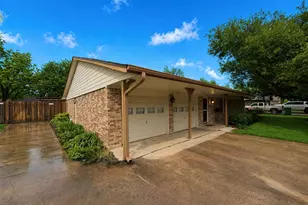 913 Cannan Dr, Angleton, TX 77515 - Photo 36