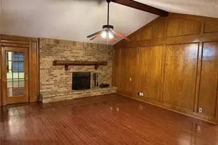 913 Cannan Dr, Angleton, TX 77515 - Photo 14