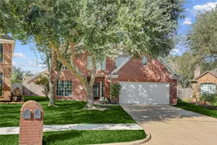 3302 S Bending Oaks Ln, Pearland, TX 77584 - Photo 2