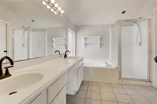 3302 S Bending Oaks Ln, Pearland, TX 77584 - Photo 6