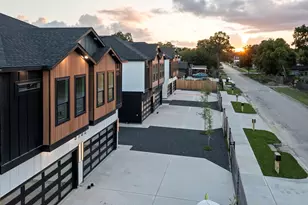 5046 Pershing St, Houston, TX 77033 - Photo 2