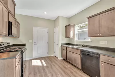 8618 Banting Street, Houston, TX 77078 - Photo 10