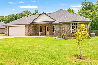 26 Nelson Court, Jones Creek, TX 77541 - Photo 2