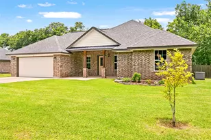 26 Nelson Ct, Jones Creek, TX 77541 - Photo 2