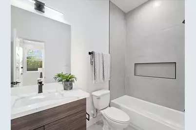 6637-6635 Katarani Drive, Houston, TX 77091 - Photo 8