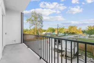6637-6635 Katarani Dr, Houston, TX 77091 - Photo 26
