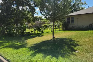 1800 Carlisle St, Rosenberg, TX 77471 - Photo 2