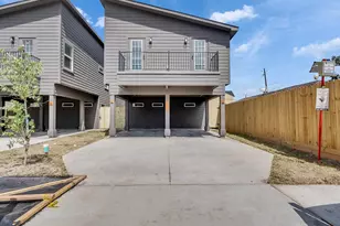 8629 Homewood Ln, Houston, TX 77028 - Photo 1