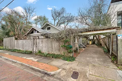 1517 Indiana Street, Houston, TX 77006 - Photo 2