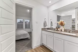 10002 Palm Royal Dr, Baytown, TX 77521 - Photo 20